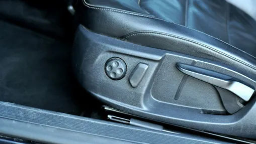 VOLKSWAGEN Passat -