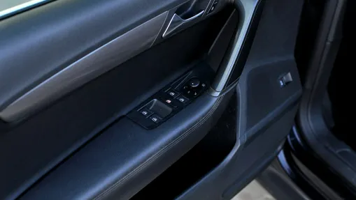 VOLKSWAGEN Passat -