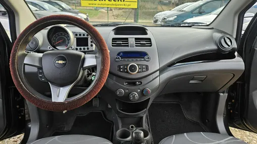 CHEVROLET Spark -