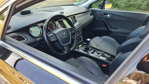 PEUGEOT 508 -