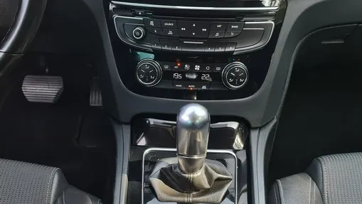 PEUGEOT 508 -