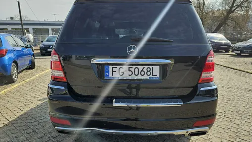 MERCEDES-BENZ GL -