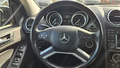 MERCEDES-BENZ GL -