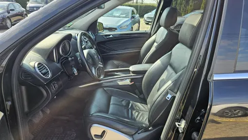 MERCEDES-BENZ GL -