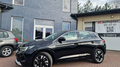OPEL Grandland X -