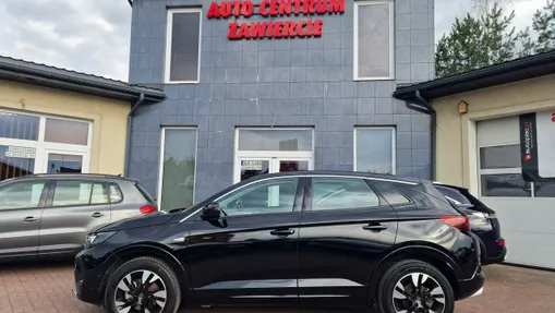 OPEL Grandland X -