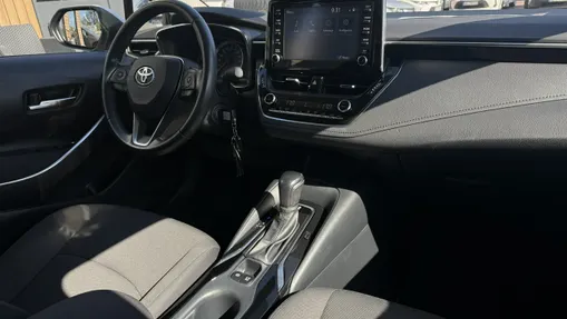 TOYOTA Corolla -