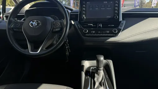 TOYOTA Corolla -