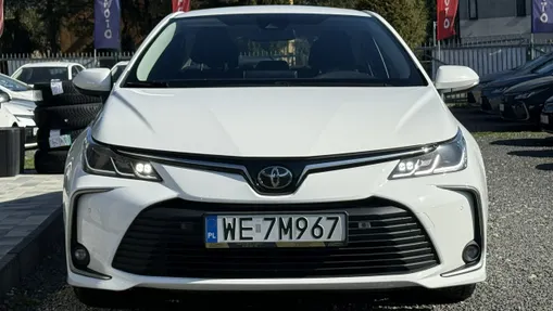 TOYOTA Corolla -