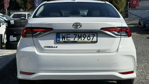 TOYOTA Corolla -