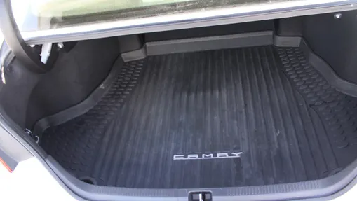 TOYOTA Camry -