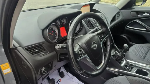 OPEL Zafira -