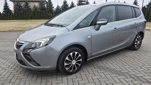OPEL Zafira -