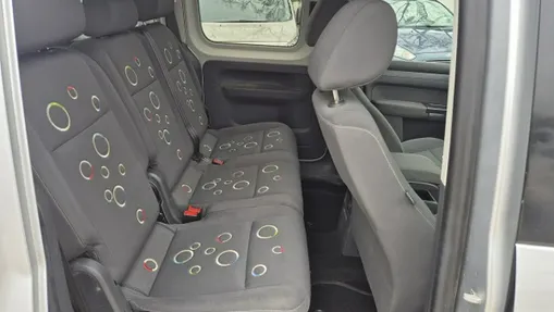 VOLKSWAGEN Caddy -
