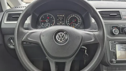 VOLKSWAGEN Caddy -