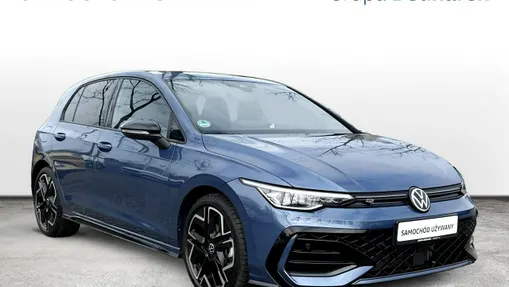 VOLKSWAGEN Golf -