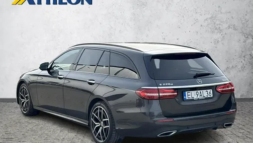 MERCEDES-BENZ E Klasa -