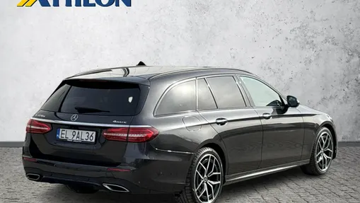 MERCEDES-BENZ E Klasa -