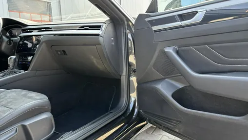 VOLKSWAGEN Arteon -