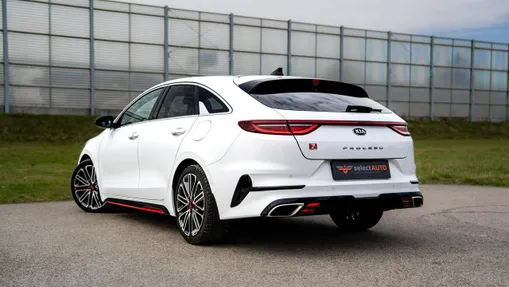 KIA ProCeed -
