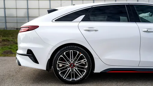 KIA ProCeed -