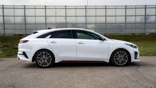 KIA ProCeed -