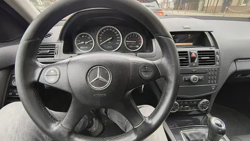 MERCEDES-BENZ C Klasa -