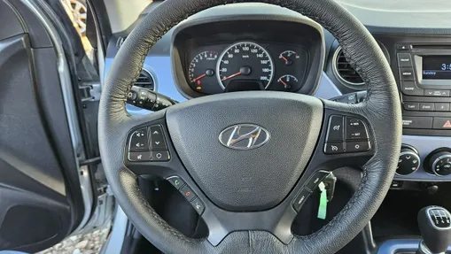 HYUNDAI i10 -