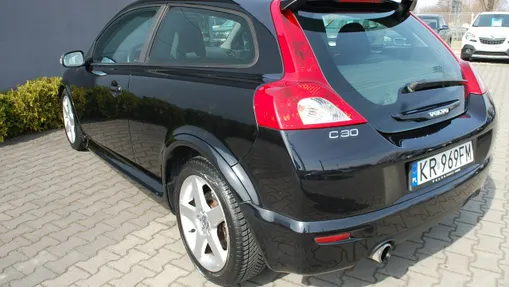 VOLVO C30 -