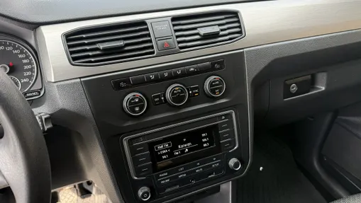 VOLKSWAGEN Caddy -