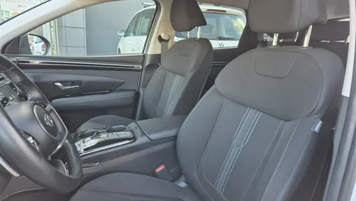 HYUNDAI Tucson -