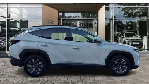 HYUNDAI Tucson -