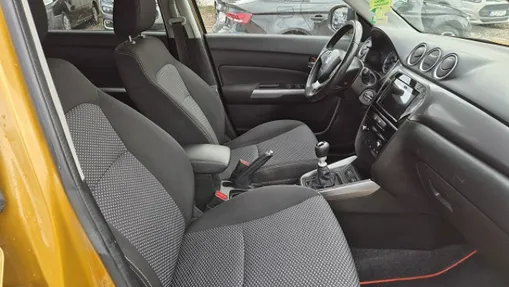 SUZUKI Vitara -
