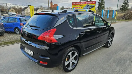 PEUGEOT 3008 -