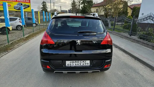 PEUGEOT 3008 -