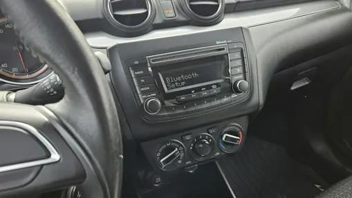 SUZUKI Swift -