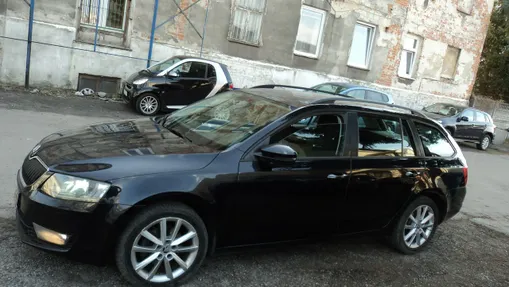 SKODA Octavia -