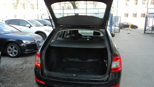 SKODA Octavia -