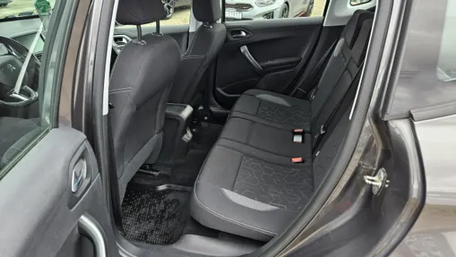 PEUGEOT 2008 -