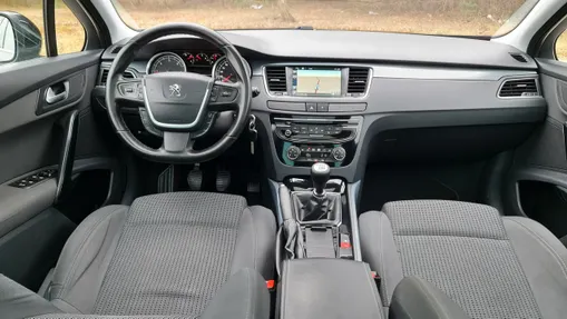 PEUGEOT 508 -