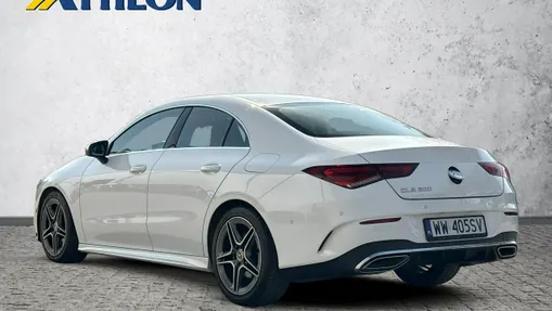 MERCEDES-BENZ CLA -
