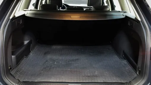VOLKSWAGEN Passat -