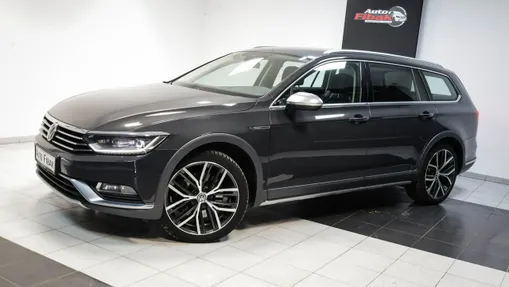 VOLKSWAGEN Passat -