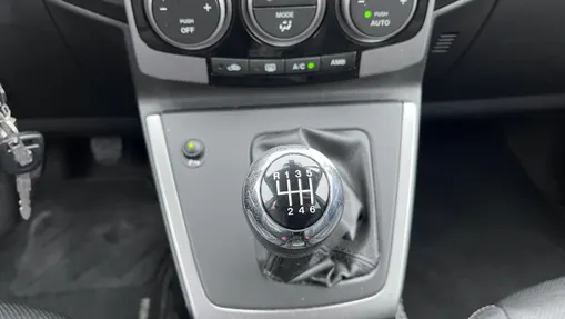 MAZDA 5 -