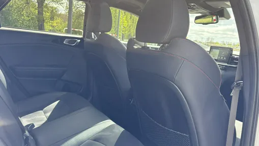 KIA ProCeed -