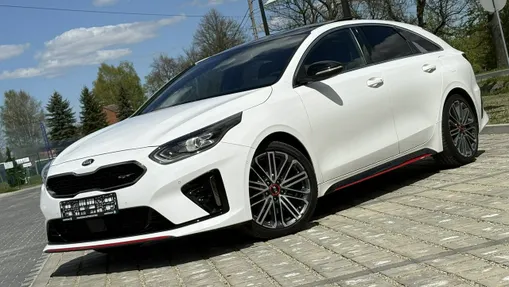 KIA ProCeed -