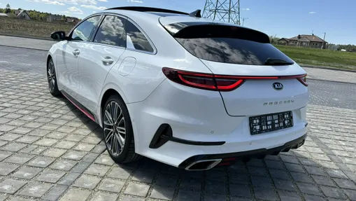 KIA ProCeed -