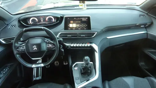 PEUGEOT 3008 -