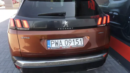 PEUGEOT 3008 -