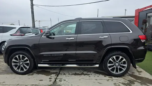 JEEP Grand Cherokee -